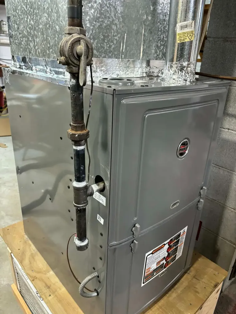 17 Crown Street Nashua NH 03060