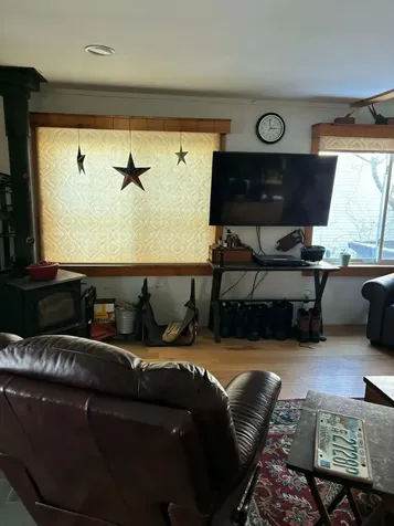 17 Crown Street Nashua NH 03060