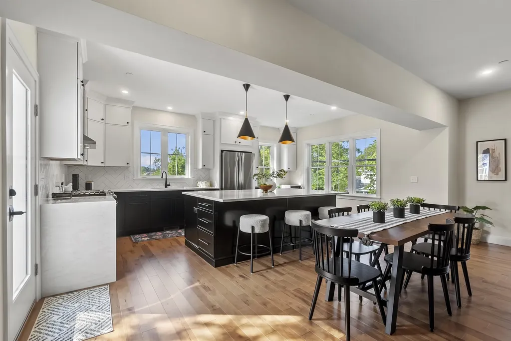 #2 Woodbury Reserve Portsmouth NH 03801
