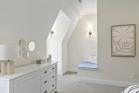 #2 Woodbury Reserve Portsmouth NH 03801