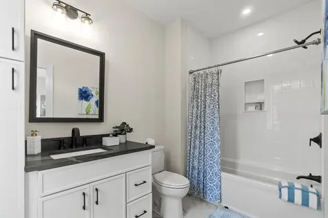 #2 Woodbury Reserve Portsmouth NH 03801