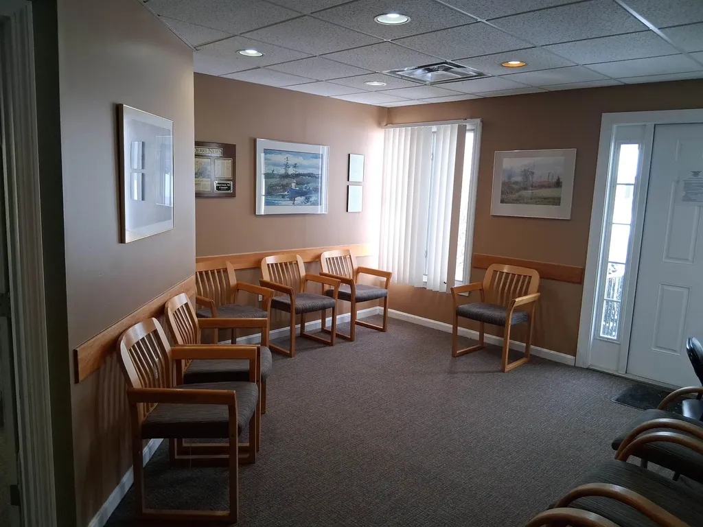 12 Parmenter Road Londonderry NH 03053