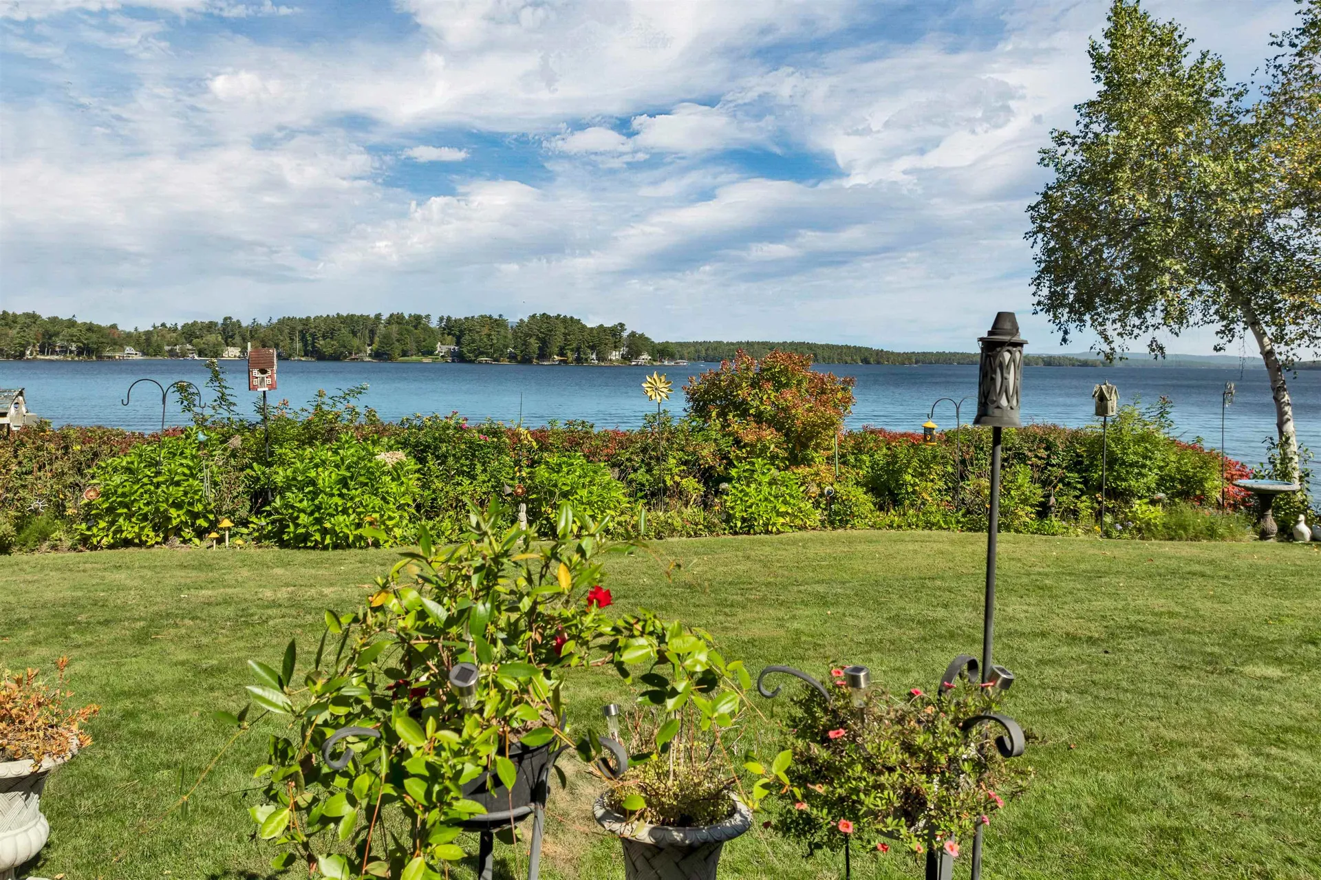 211 Dockham Shore Road Gilford NH 03249