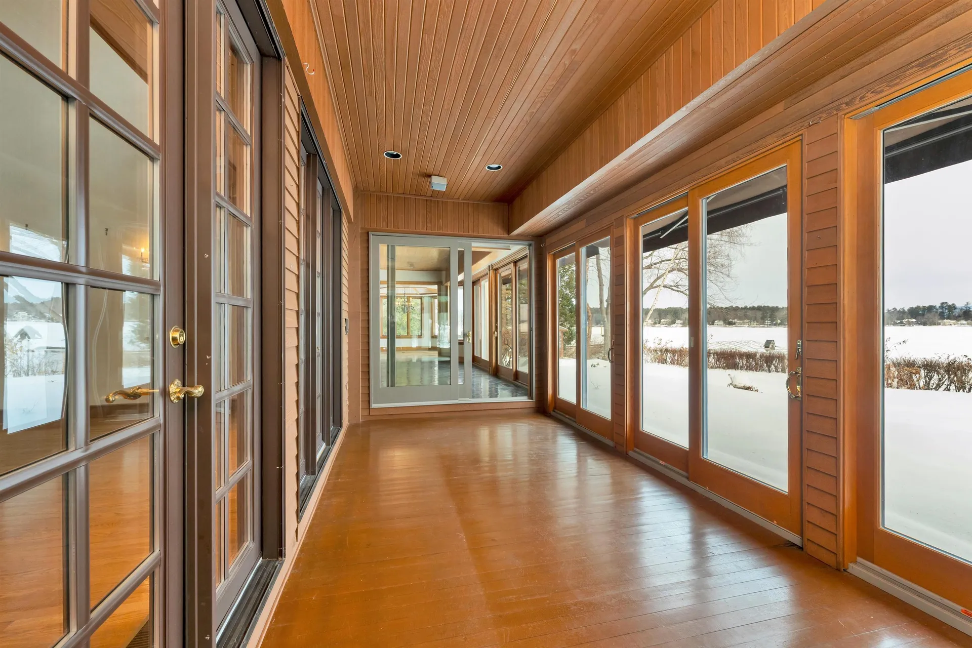 211 Dockham Shore Road Gilford NH 03249