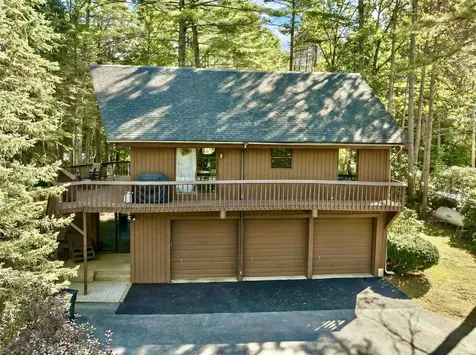 211 Dockham Shore Road Gilford NH 03249