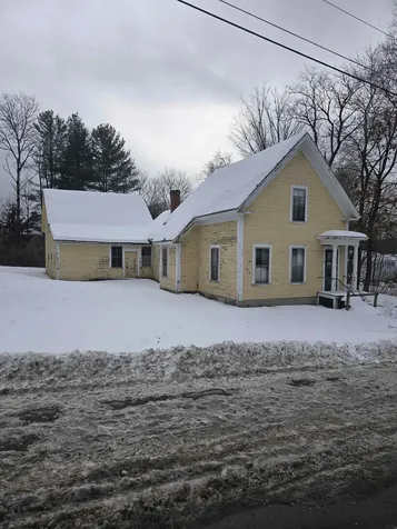25 Winter Street Newport NH 03773