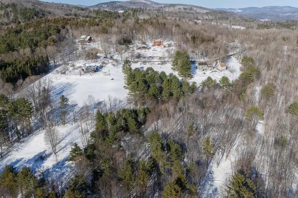00 Pero Hill Road Thetford VT 05075