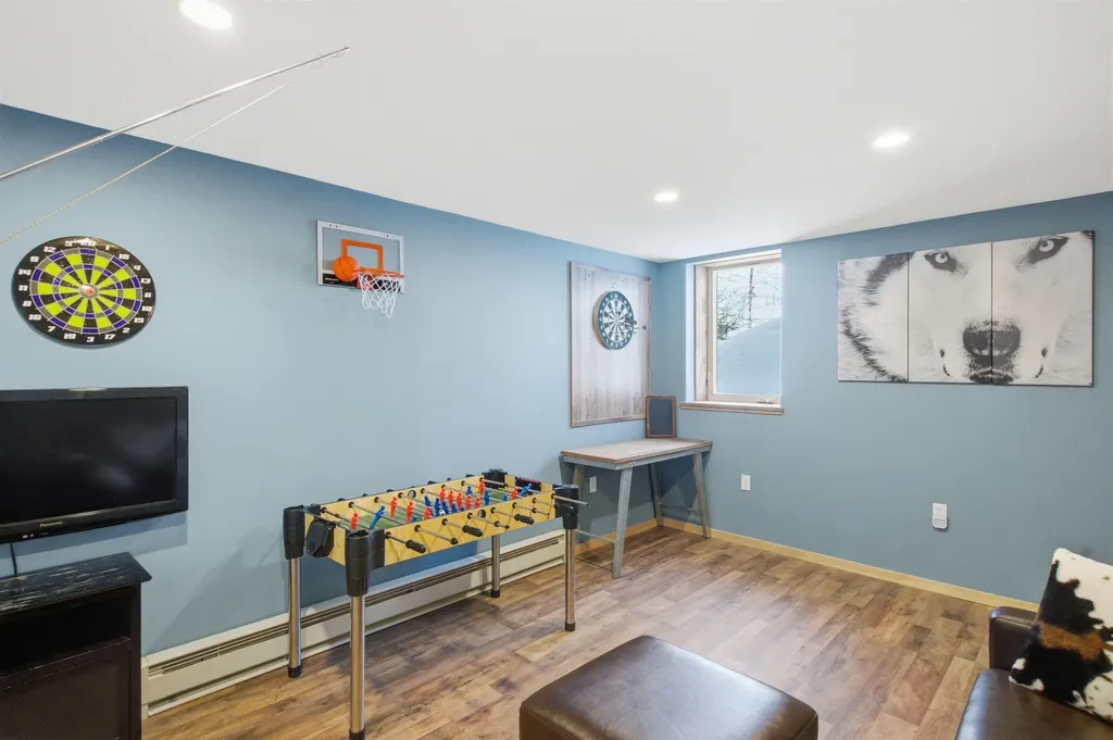 32 Deckmans Road Danbury NH 03230