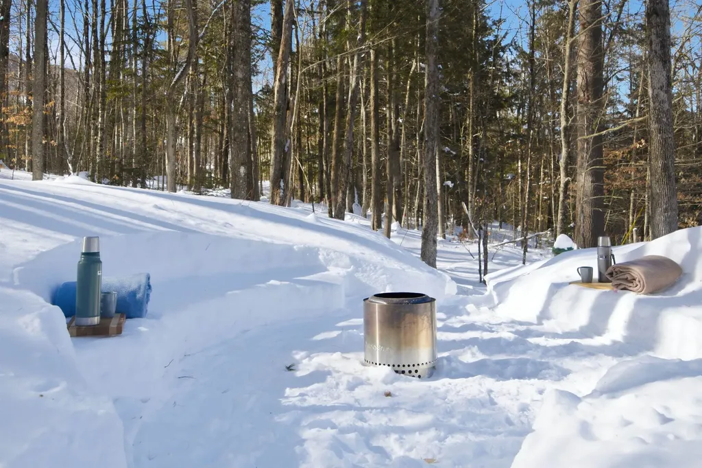 32 Deckmans Road Danbury NH 03230