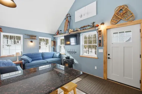 32 Deckmans Road Danbury NH 03230