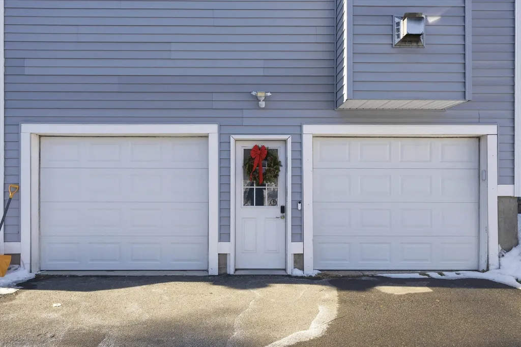 7 Boulder Court Raymond NH 03077