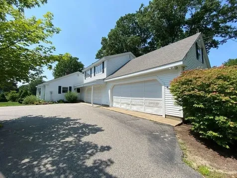 17 Highland Terrace Wolfeboro NH 03894