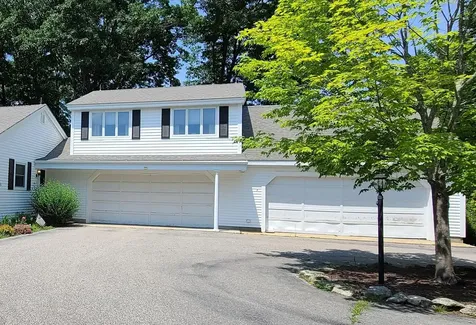 17 Highland Terrace Wolfeboro NH 03894