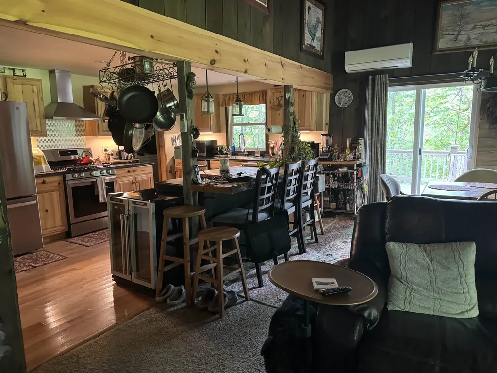 128 Upper Pines Road Warren VT 05674
