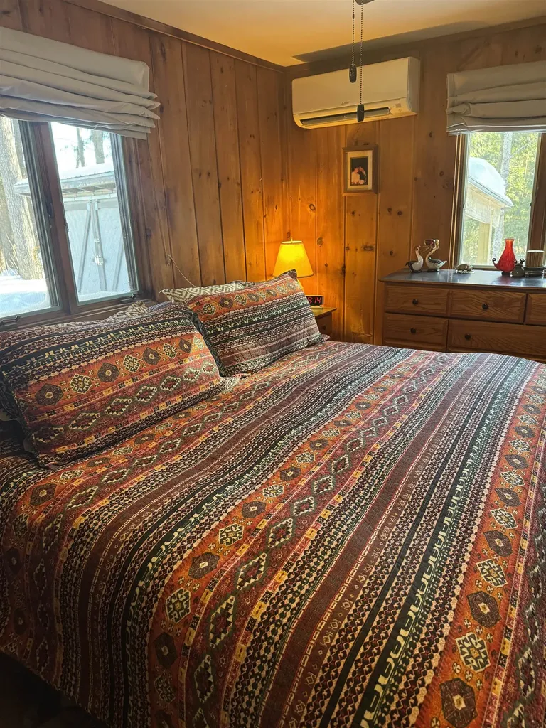 128 Upper Pines Road Warren VT 05674