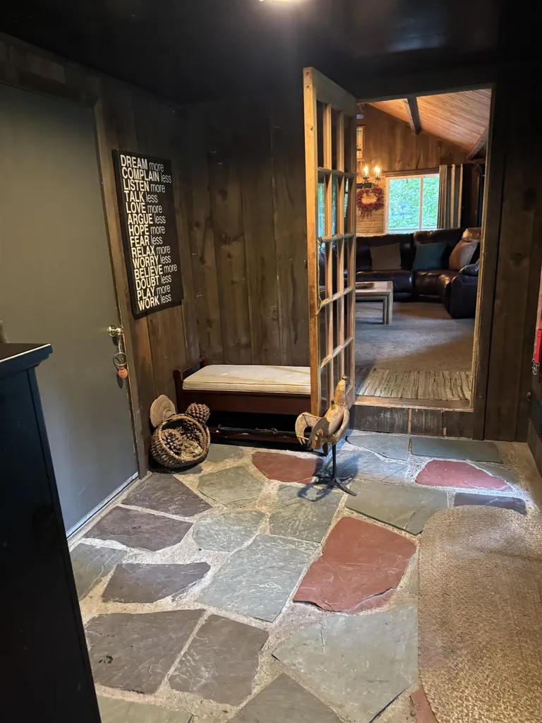 128 Upper Pines Road Warren VT 05674
