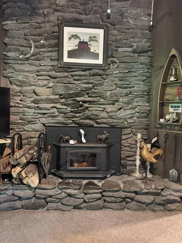 128 Upper Pines Road Warren VT 05674