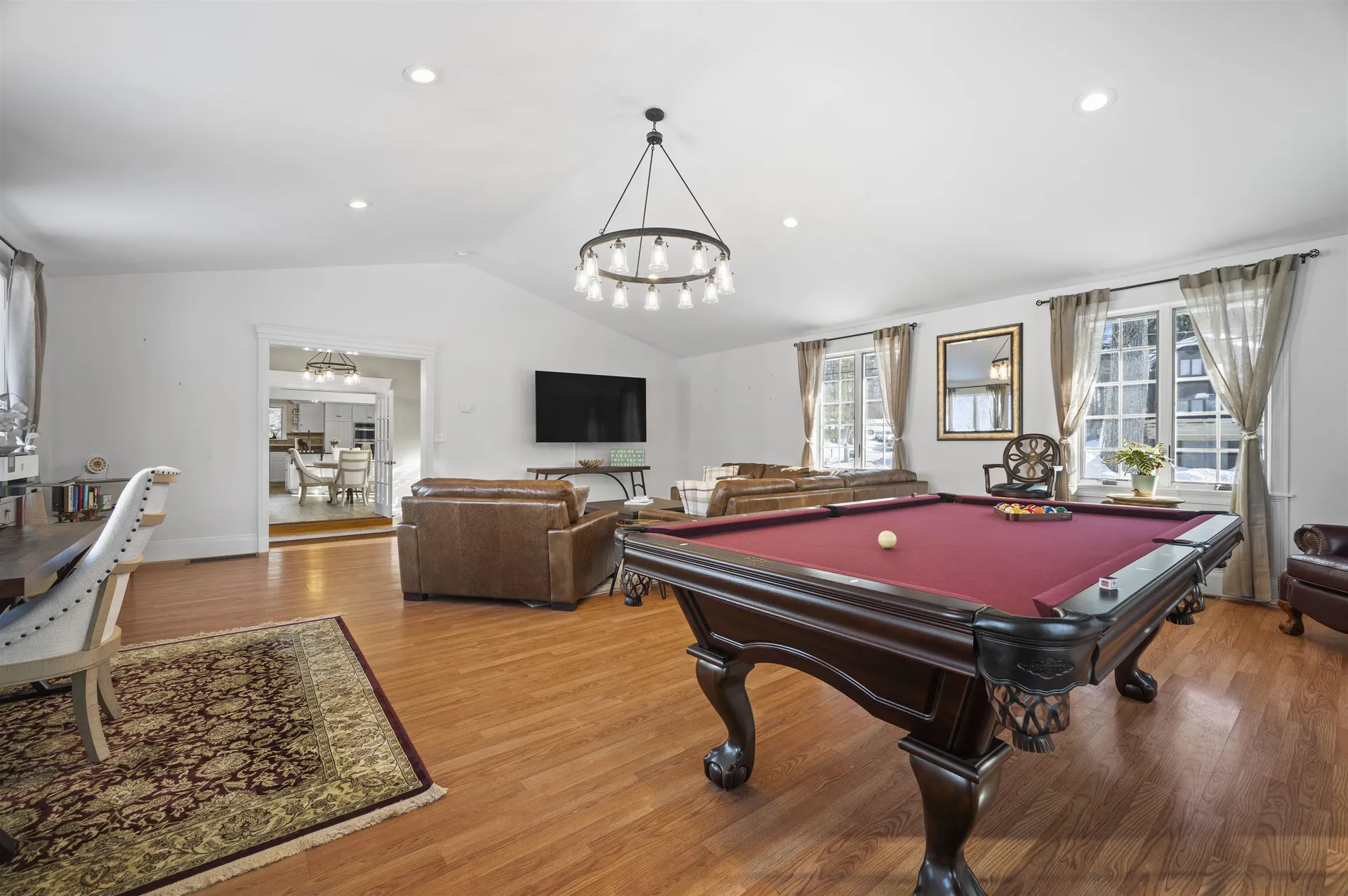 32 Main Street Kingston NH 03848