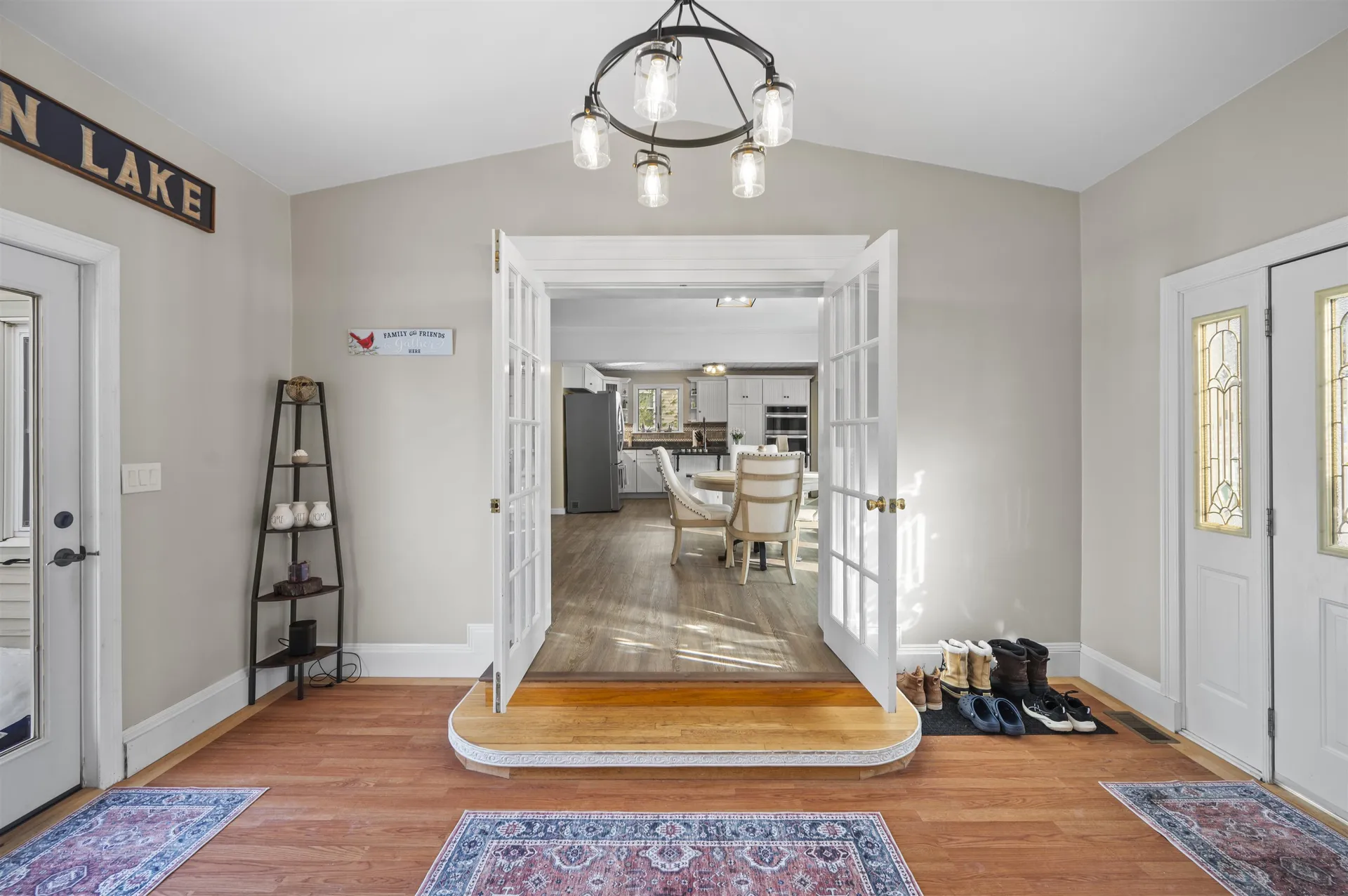 32 Main Street Kingston NH 03848