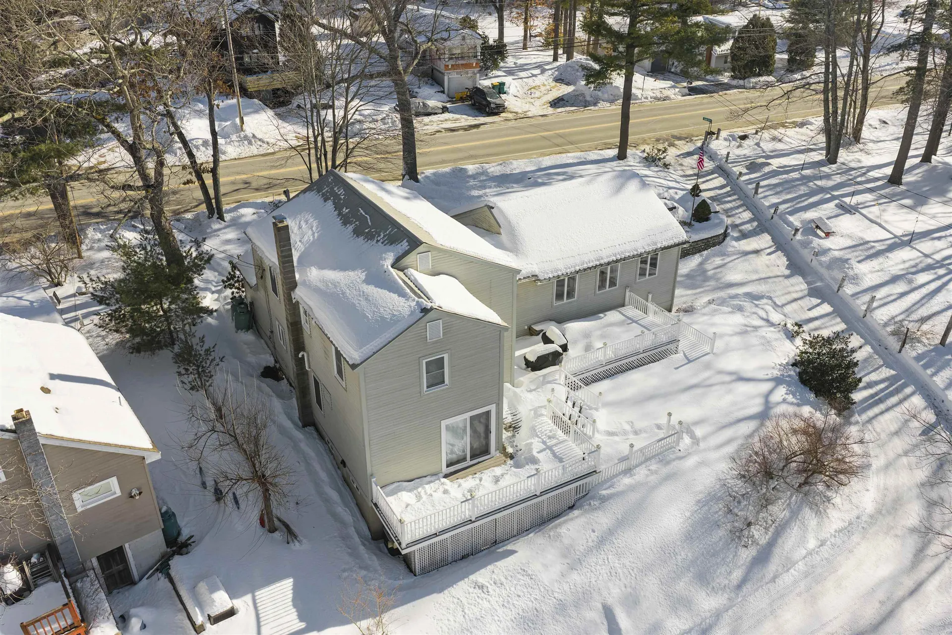 32 Main Street Kingston NH 03848