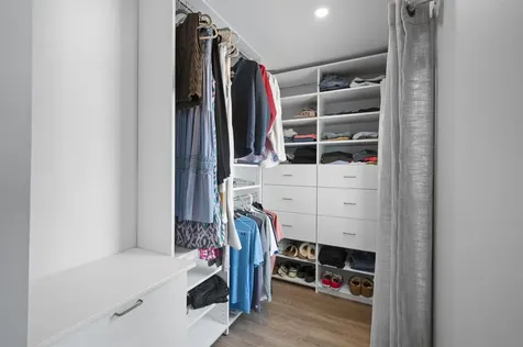 32 Main Street Kingston NH 03848