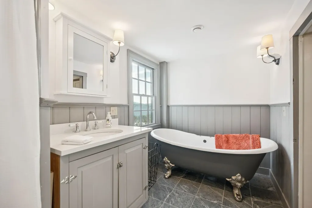 882 Mitchell Road Shrewsbury VT 05738