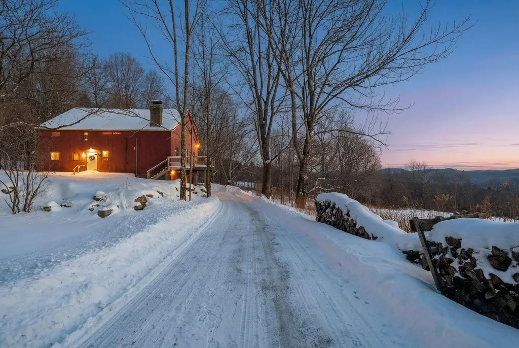 882 Mitchell Road Shrewsbury VT 05738