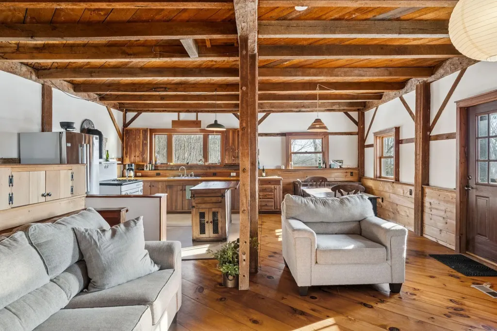 882 Mitchell Road Shrewsbury VT 05738