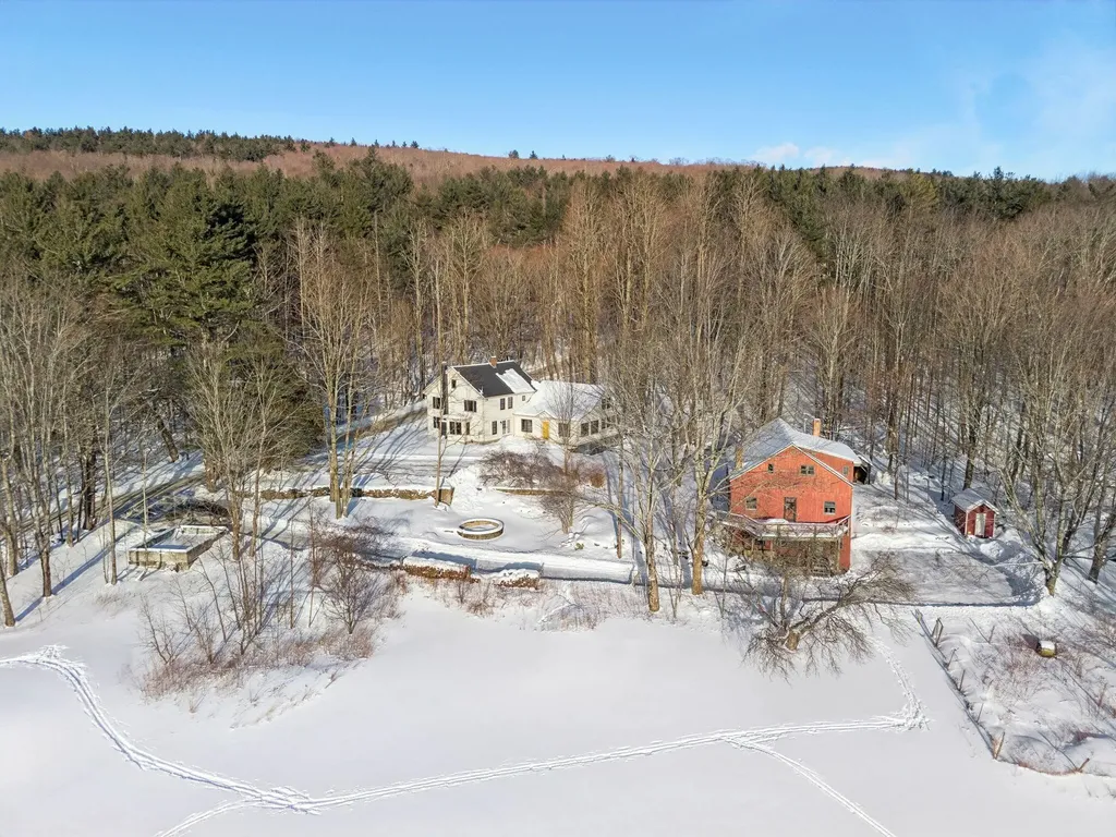 882 Mitchell Road Shrewsbury VT 05738
