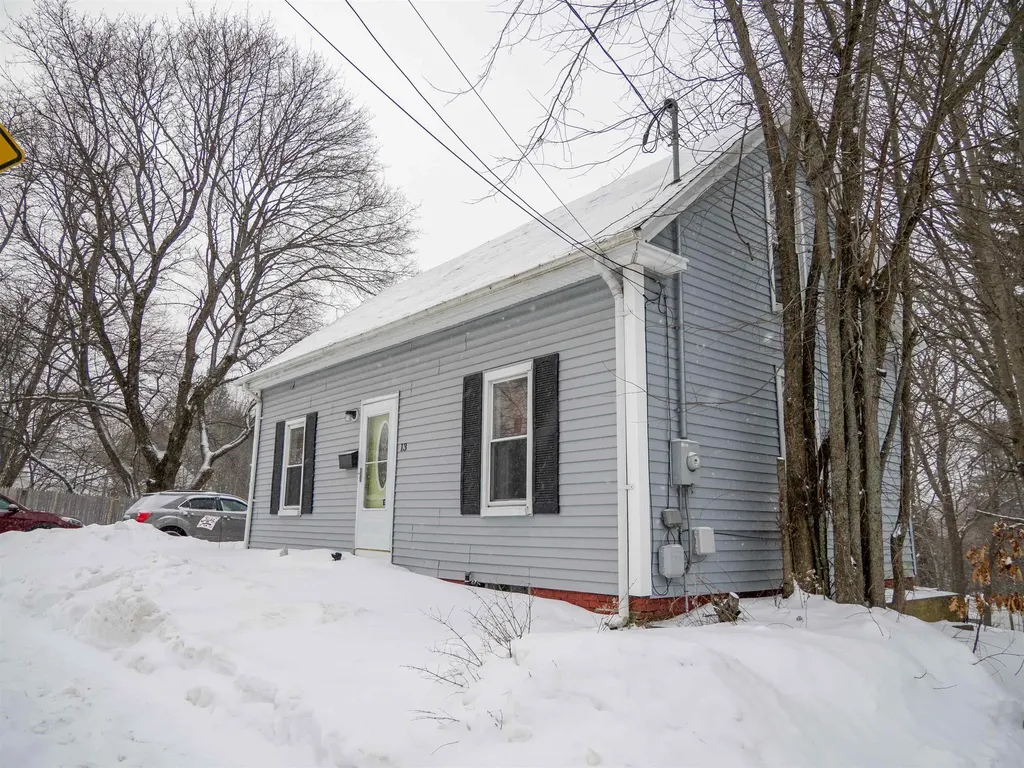 13 Stark Avenue Dover NH 03820