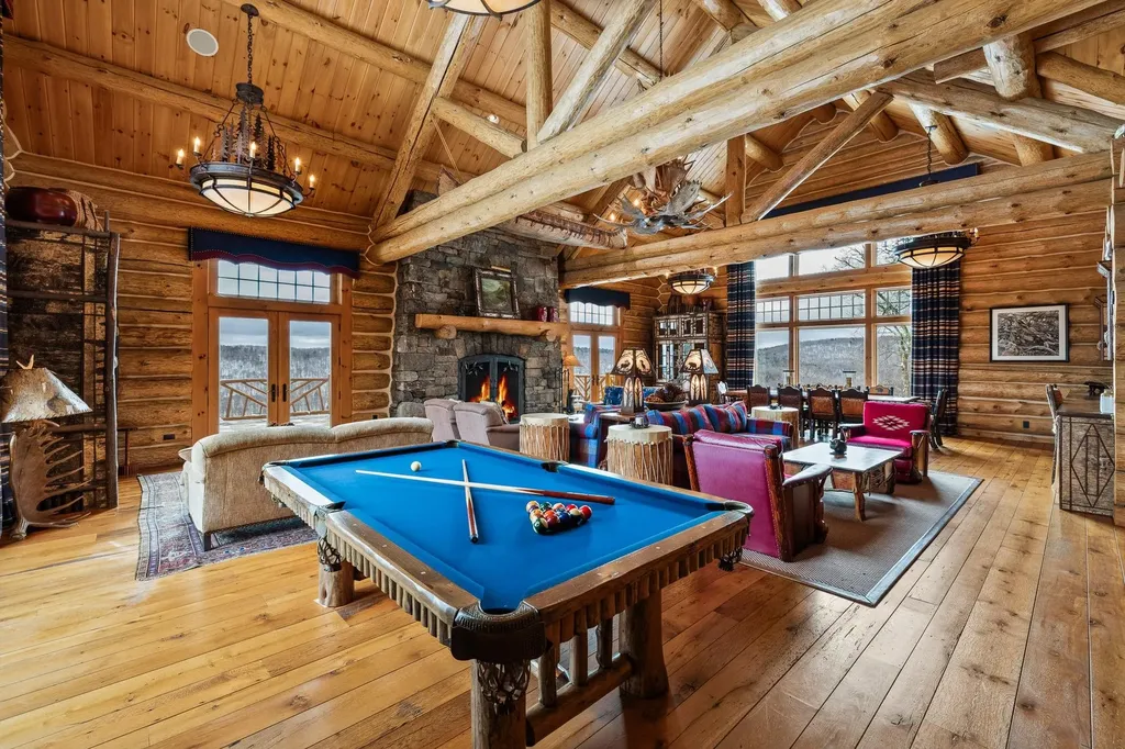 557 Trager Road Jamaica VT 05343