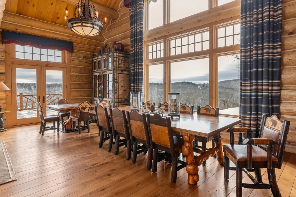 557 Trager Road Jamaica VT 05343