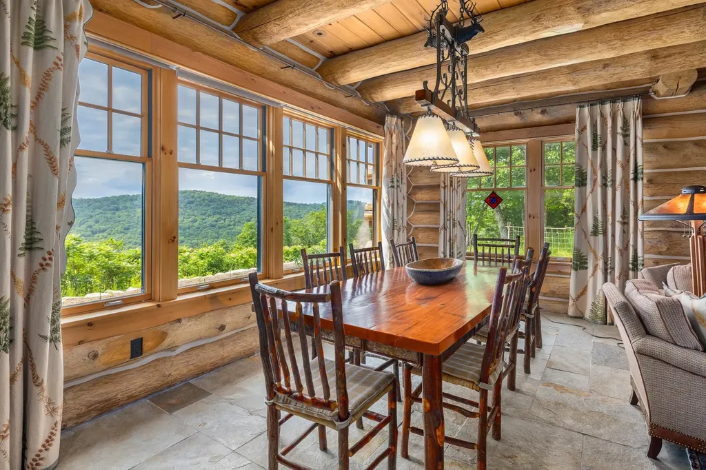 557 Trager Road Jamaica VT 05343