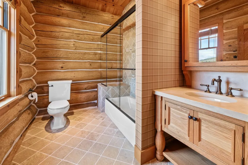 557 Trager Road Jamaica VT 05343