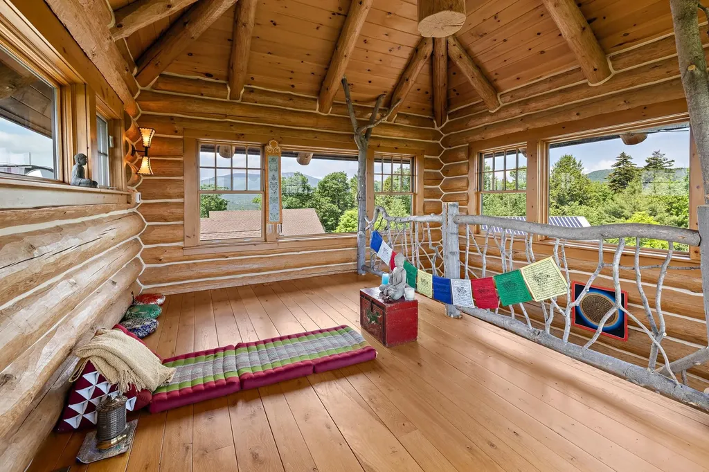 557 Trager Road Jamaica VT 05343