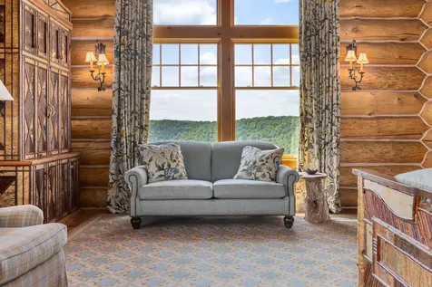 557 Trager Road Jamaica VT 05343