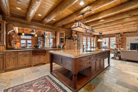 557 Trager Road Jamaica VT 05343