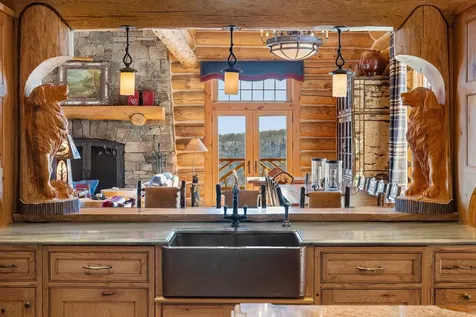 557 Trager Road Jamaica VT 05343