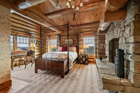 557 Trager Road Jamaica VT 05343