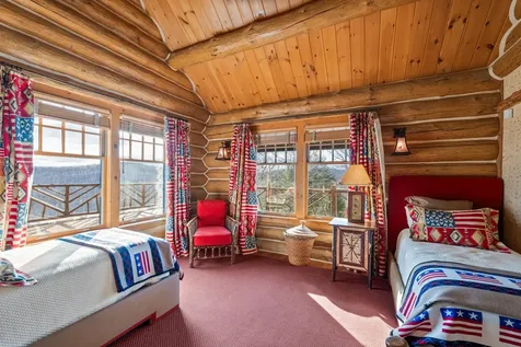 557 Trager Road Jamaica VT 05343