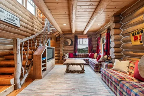 557 Trager Road Jamaica VT 05343