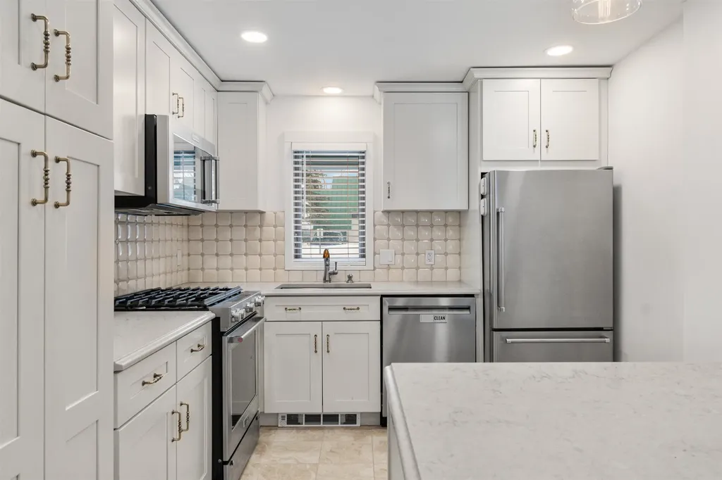 60 Village Green Drive Stowe VT 05672