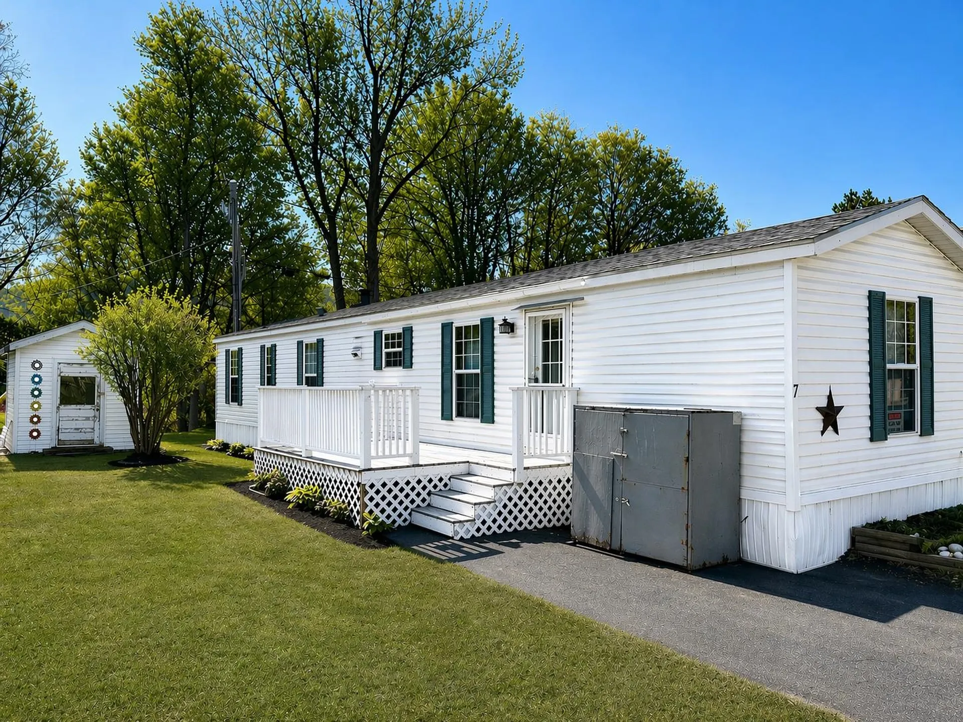 7 Dublin Street Gorham NH 03581