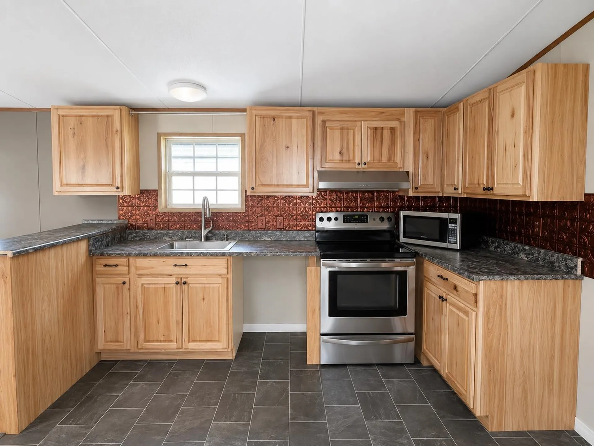 7 Dublin Street Gorham NH 03581
