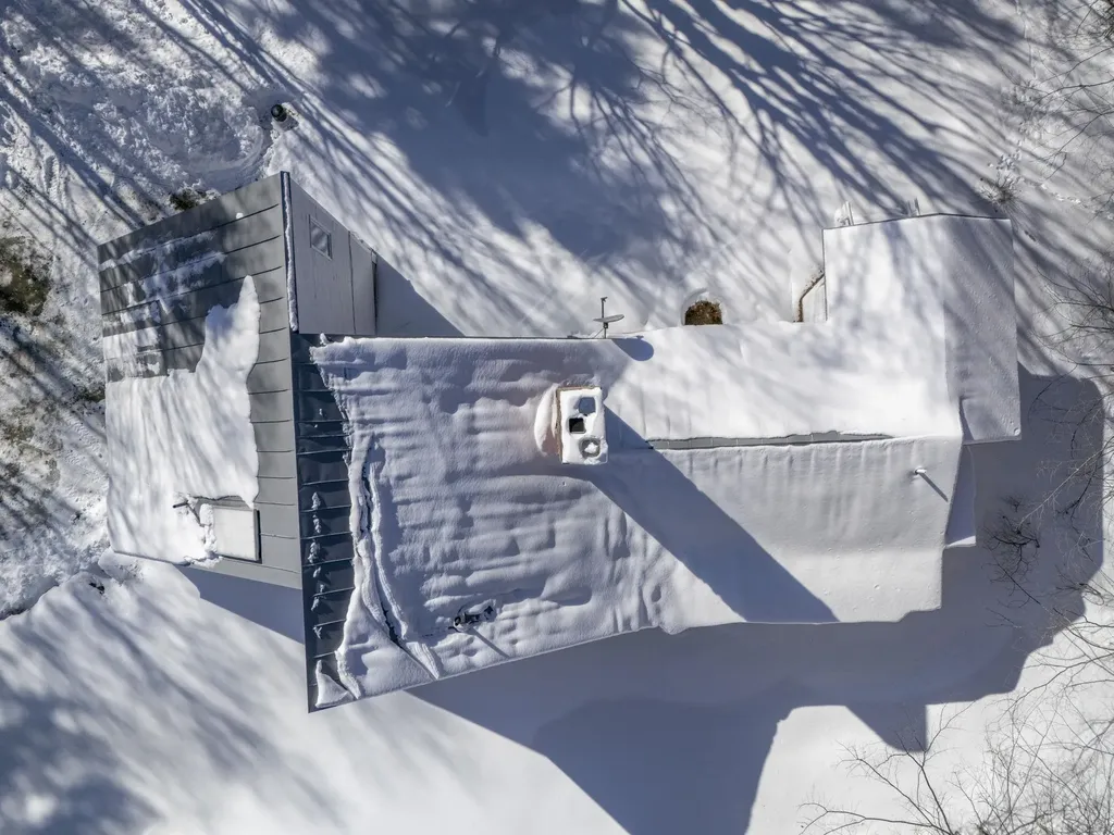 789 Hammond Hill Road West Windsor VT 05089