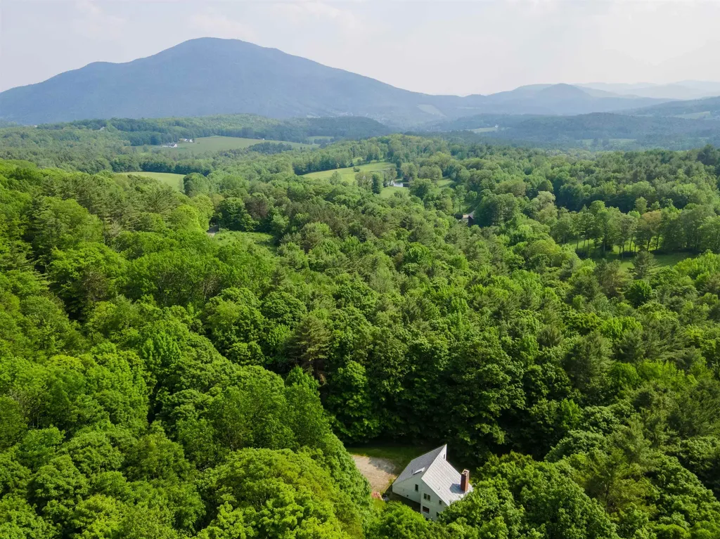 789 Hammond Hill Road West Windsor VT 05089