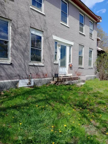 130 Sunapee Street Newport NH 03773
