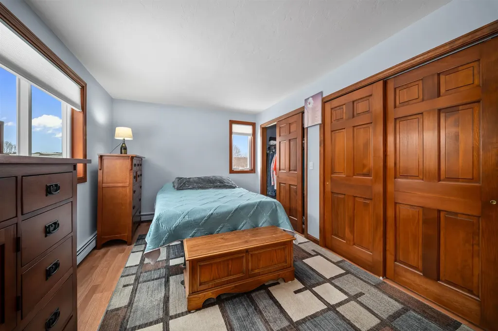 28 Village Court Laconia NH 03246