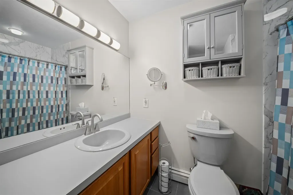 28 Village Court Laconia NH 03246