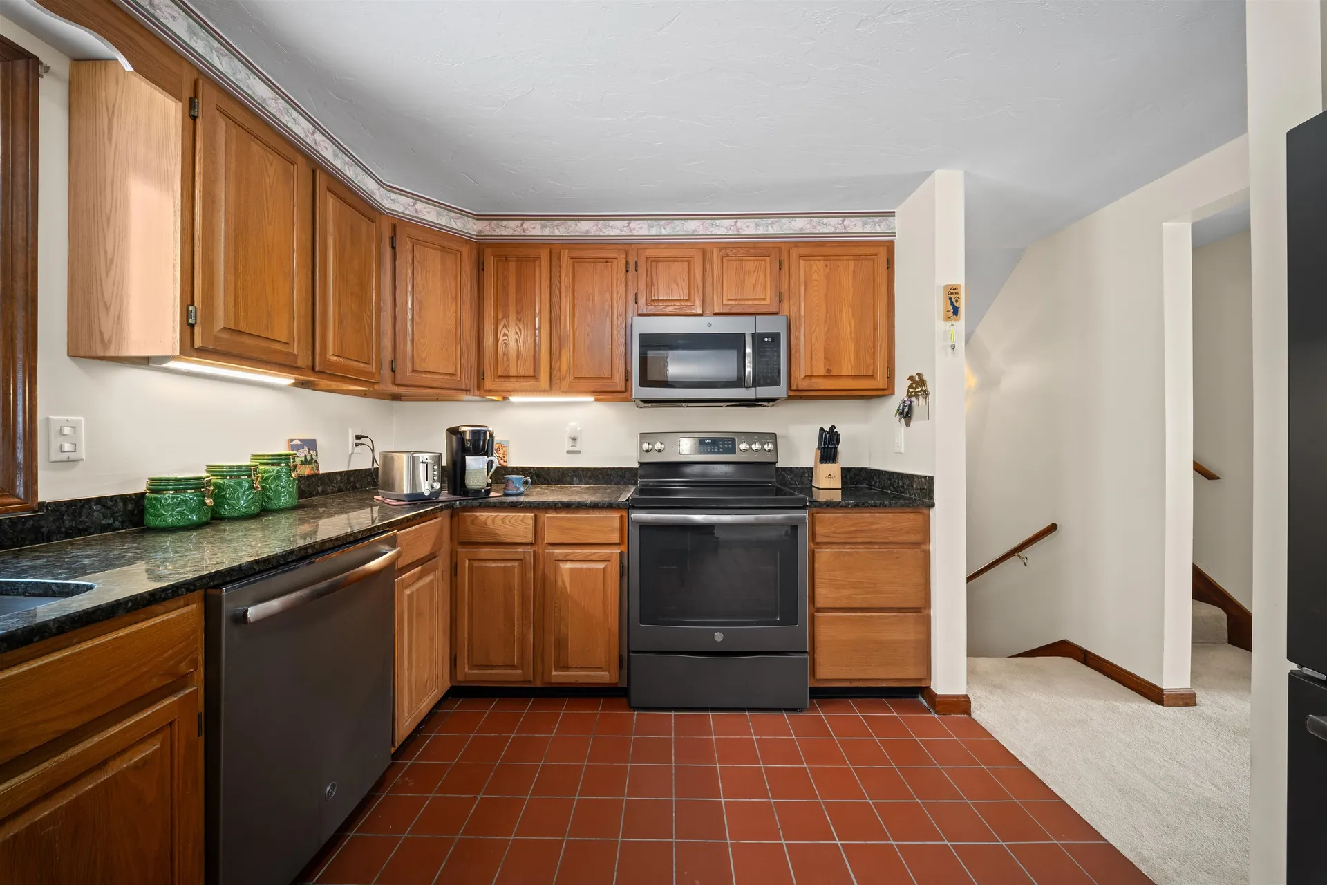 28 Village Court Laconia NH 03246